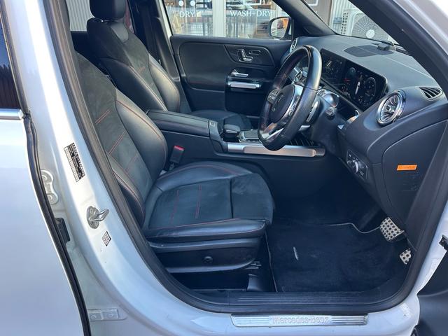 ＧＬＢ ＧＬＢ２００ｄ　ＡＭＧライン　ワンオーナー！！禁煙車！！純正ナビゲーション！！アラウンドビュー！！パドルシフト！！ディーゼルターボ！！パワートランク！！内外装クリーニング済み！！ドライブレコーダー！！スペアキー！！（3枚目）