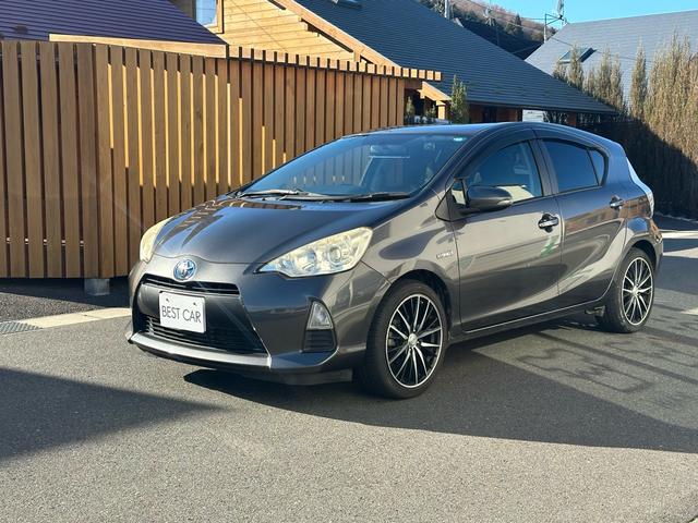 アクア S スマートキー!!内外装クリーニング済み!!スペアキー!!ドライブレコーダー!!ETC!!禁煙車!!純正ナビゲーション!!バックカメラ!!地デジ!!(15枚目)