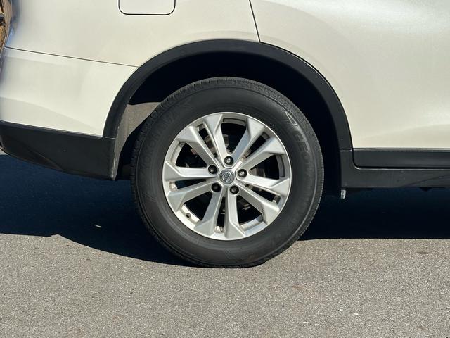 エクストレイル 20X エマージェンシーブレーキパッケージ ワンオーナー!!禁煙車!!パワーバックドア!!社外ナビゲーション!!バックカメラ!!ETC!!防水シート!!ヘッドレストモニター!!内外装クリーニング済み!!(24枚目)