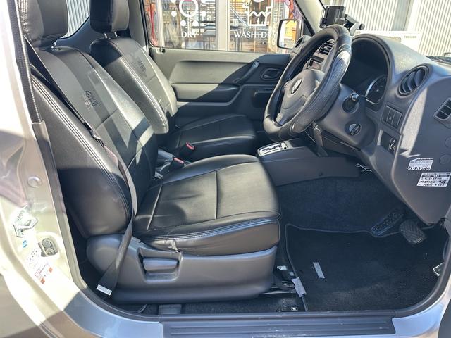 ジムニー ＸＧ　リフトアップ！社外マフラー！イカリングヘッドライト！社外スモークファイバーテール！実走行！シートカバー！デジタルインナーミラー！内外装クリーニング済み！（3枚目）