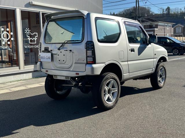 ジムニー ＸＧ　リフトアップ！社外マフラー！イカリングヘッドライト！社外スモークファイバーテール！実走行！シートカバー！デジタルインナーミラー！内外装クリーニング済み！（21枚目）