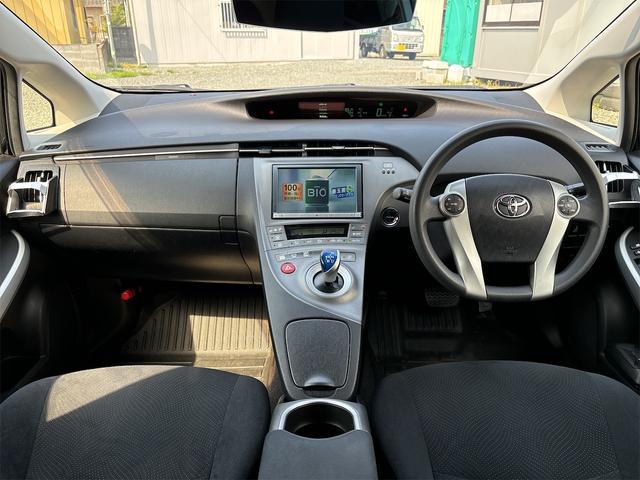 プリウス Ｓ　モデリスタエアロ　カローラツーリング純正１７インチホイール　ＥＴＣ　バックカメラ　ナビ　ＴＶ　オートライト　ＨＩＤ　ＣＶＴ　スマートキー　電動格納ミラー　盗難防止システム　Ｂｌｕｅｔｏｏｔｈ（2枚目）