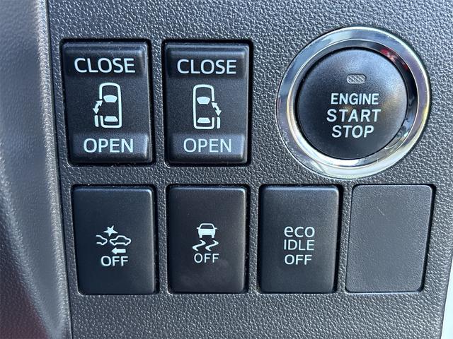 タント カスタムＲＳ　トップエディションＳＡＩＩ　ドライブレコーダー　ＥＴＣ　バックカメラ　両側電動スライドドア　ナビ　ＴＶ　衝突被害軽減システム　オートライト　ＬＥＤヘッドランプ　スマートキー　アイドリングストップ　電動格納ミラー　ベンチシート（6枚目）