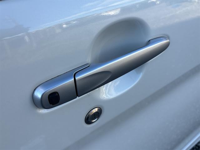 タント カスタムＲＳ　トップエディションＳＡＩＩ　ドライブレコーダー　ＥＴＣ　バックカメラ　両側電動スライドドア　ナビ　ＴＶ　衝突被害軽減システム　オートライト　ＬＥＤヘッドランプ　スマートキー　アイドリングストップ　電動格納ミラー　ベンチシート（39枚目）