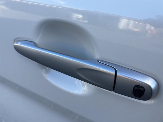 タント カスタムＲＳ　トップエディションＳＡＩＩ　ドライブレコーダー　ＥＴＣ　バックカメラ　両側電動スライドドア　ナビ　ＴＶ　衝突被害軽減システム　オートライト　ＬＥＤヘッドランプ　スマートキー　アイドリングストップ　電動格納ミラー　ベンチシート（42枚目）