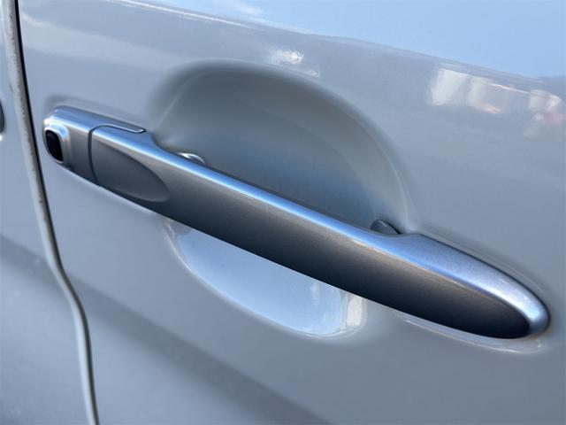 タント カスタムＲＳ　トップエディションＳＡＩＩ　ドライブレコーダー　ＥＴＣ　バックカメラ　両側電動スライドドア　ナビ　ＴＶ　衝突被害軽減システム　オートライト　ＬＥＤヘッドランプ　スマートキー　アイドリングストップ　電動格納ミラー　ベンチシート（43枚目）