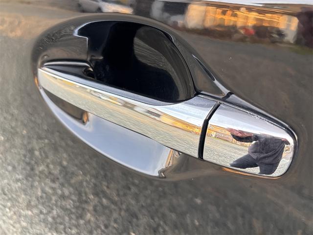 プリウス Ｓツーリングセレクション・Ｇ’ｓ　ＥＴＣ　バックカメラ　ＴＶ　アルミホイール　オートライト　ＣＶＴ　スマートキー　電動格納ミラー　エアコン　パワーステアリング　パワーウィンドウ（27枚目）