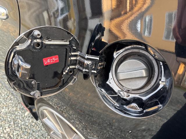 プリウス Ｓツーリングセレクション・Ｇ’ｓ　ＥＴＣ　バックカメラ　ＴＶ　アルミホイール　オートライト　ＣＶＴ　スマートキー　電動格納ミラー　エアコン　パワーステアリング　パワーウィンドウ（33枚目）