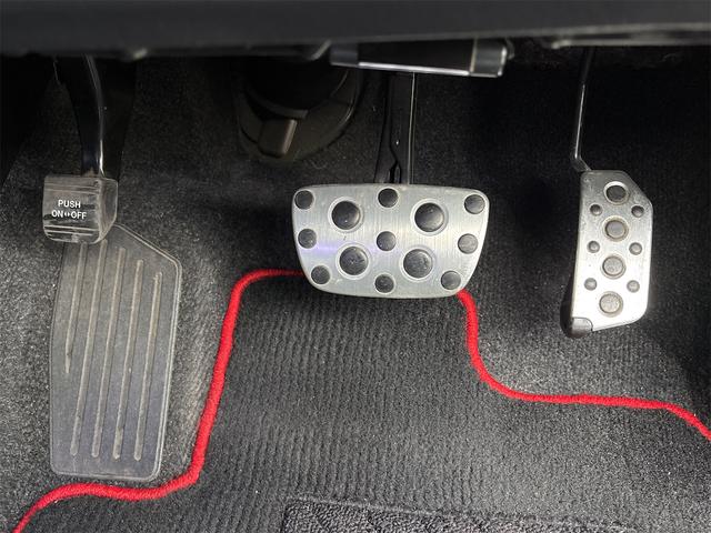 プリウス Ｓツーリングセレクション・Ｇ’ｓ　ＥＴＣ　バックカメラ　ＴＶ　アルミホイール　オートライト　ＣＶＴ　スマートキー　電動格納ミラー　エアコン　パワーステアリング　パワーウィンドウ（49枚目）