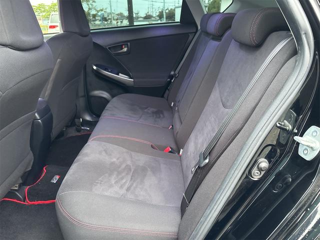 プリウス Ｓツーリングセレクション・Ｇ’ｓ　ＥＴＣ　バックカメラ　ＴＶ　アルミホイール　オートライト　ＣＶＴ　スマートキー　電動格納ミラー　エアコン　パワーステアリング　パワーウィンドウ（57枚目）