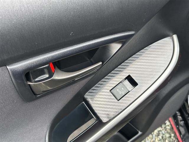 プリウス Ｓツーリングセレクション・Ｇ’ｓ　ＥＴＣ　バックカメラ　ＴＶ　アルミホイール　オートライト　ＣＶＴ　スマートキー　電動格納ミラー　エアコン　パワーステアリング　パワーウィンドウ（63枚目）