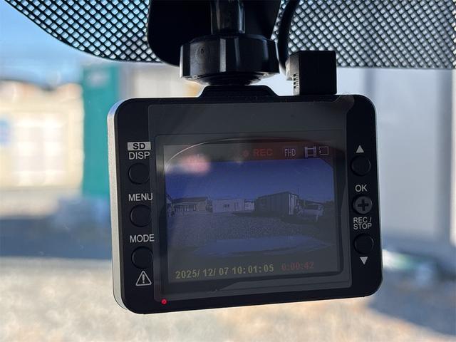 アルトラパン G ドライブレコーダー ETC バックカメラ ナビ TV スマートキー ベンチシート CVT 盗難防止システム ABS CD 衝突安全ボディ エアコン パワーステアリング パワーウィンドウ(6枚目)