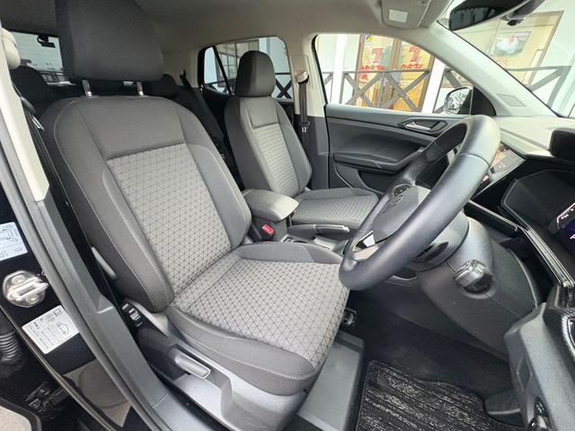 Ｔ－クロス ＴＳＩ　アクティブ　Ａｃｔｉｖｅ　Ｉｎｆｏ　Ｄｉｓｐｌａｙ　アダプティブクルーズコントロールシステム　レーンキープアシストシステム　パークディスタンスコントロール　駐車支援システム　ブラインドスポットディテクション（27枚目）