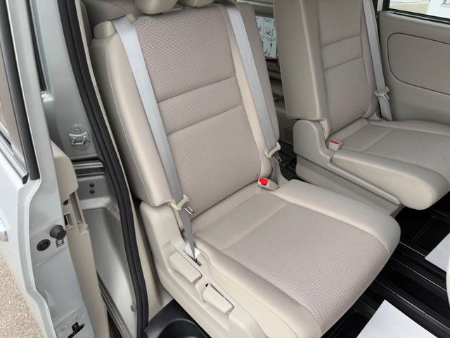 セレナ Ｘ　福祉車両　チェアキャブ　車いす１名　社外ナビ　バックモニター　ＥＴＣ　クルーズコントロール　両側スライドドア　ハロゲンヘッドライト　純正スチールホイール　オートエアコン　衝突被害軽減装置（40枚目）