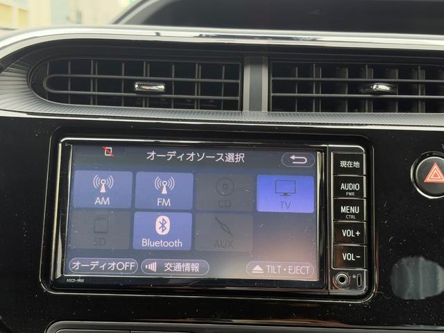 アクア Ｓスタイルブラック　純正ナビ（Ｂｌｕｅｔｏｏｔｈ＆ＣＤ対応）　バックモニター　衝突被害軽減ブレーキ　踏み間違い防止装置　クリアランスソナー　オートエアコン　スマートキー　シートヒーター　オートライト＆オートハイ（22枚目）