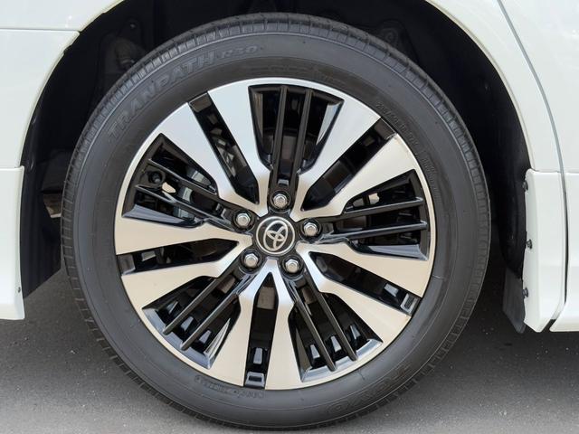 アルファード ２．５Ｓ　Ｃパッケージ　ＴｏｙｏｔａＳａｆｅｔｙＳｅｎｓｅ　モデリスタ　Ｔ－Ｃｏｎｎｅｃｔ　ＳＤナビゲーションシステム（Ｂｌｕｅｔｏｏｔｈ対応）　バックモニター　ＥＴＣ　ツインムーンルーフ　１３．３インチリヤモニター（11枚目）