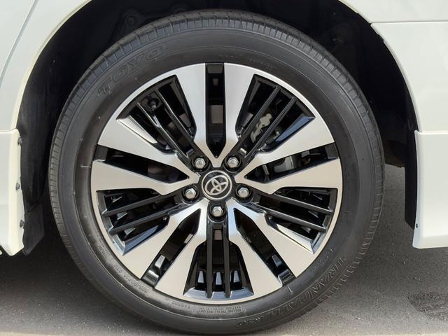 アルファード ２．５Ｓ　Ｃパッケージ　ＴｏｙｏｔａＳａｆｅｔｙＳｅｎｓｅ　モデリスタ　Ｔ－Ｃｏｎｎｅｃｔ　ＳＤナビゲーションシステム（Ｂｌｕｅｔｏｏｔｈ対応）　バックモニター　ＥＴＣ　ツインムーンルーフ　１３．３インチリヤモニター（14枚目）