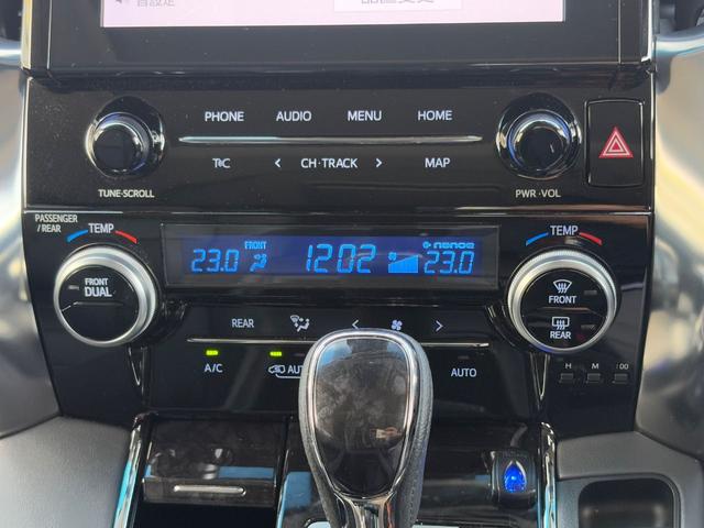 アルファード ２．５Ｓ　Ｃパッケージ　ＴｏｙｏｔａＳａｆｅｔｙＳｅｎｓｅ　モデリスタ　Ｔ－Ｃｏｎｎｅｃｔ　ＳＤナビゲーションシステム（Ｂｌｕｅｔｏｏｔｈ対応）　バックモニター　ＥＴＣ　ツインムーンルーフ　１３．３インチリヤモニター（24枚目）