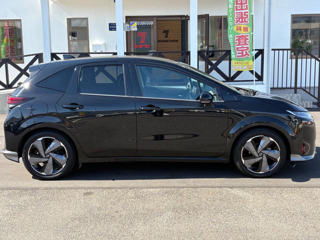 オーラ G FOUR レザーエディション 日産コネクトナビゲーション(Bluetooth対応) 全方位モニター プロパイロット ETC2.0 BOSEサラウンドシステム 前後エアロ ドアミラーシーケンシャルウインカー リモスタ HDMI(3枚目)