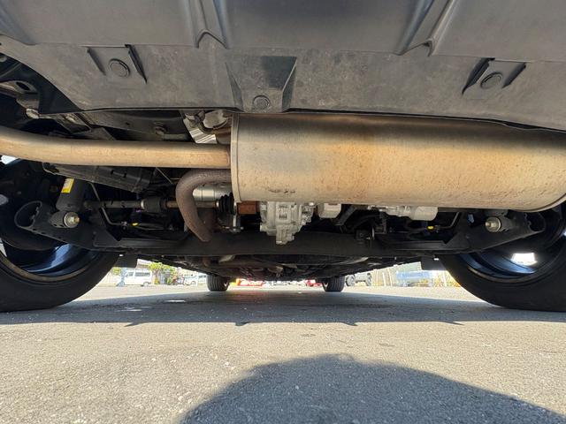 オーラ G FOUR レザーエディション 日産コネクトナビゲーション(Bluetooth対応) 全方位モニター プロパイロット ETC2.0 BOSEサラウンドシステム 前後エアロ ドアミラーシーケンシャルウインカー リモスタ HDMI(9枚目)