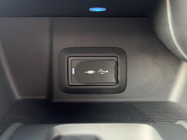 ハリアー Ｚ　Ｔ－Ｃｏｎｎｅｃｔ　ＳＤナビゲーションシステム＋ＪＢＬプレミアムサウンドシステム（Ｂｌｕｅｔｏｏｔｈ対応）　バックモニター　ＥＴＣ２．０　レーダークルーズコントロール　パワーバックドア（28枚目）