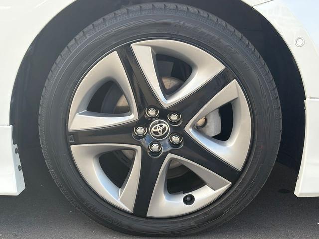 プリウス Ａツーリングセレクション　モデリスタエアロ　Ｔ－Ｃｏｎｎｅｃｔ　ＳＤナビゲーションシステム　（Ｂｌｕｅｔｏｏｔｈ対応）　バックモニター　ＥＴＣ　ドラレコ　リモスタ　ＨＵＤ　ＨＤＭＩソケット　シートヒーター　レーダークルーズ（8枚目）