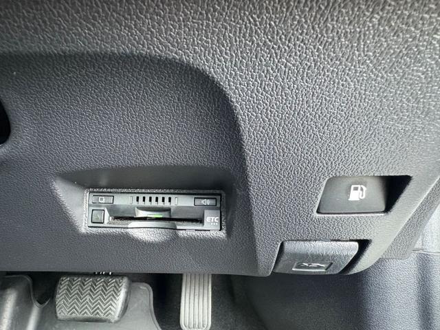 プリウス Ａツーリングセレクション　モデリスタエアロ　Ｔ－Ｃｏｎｎｅｃｔ　ＳＤナビゲーションシステム　（Ｂｌｕｅｔｏｏｔｈ対応）　バックモニター　ＥＴＣ　ドラレコ　リモスタ　ＨＵＤ　ＨＤＭＩソケット　シートヒーター　レーダークルーズ（32枚目）