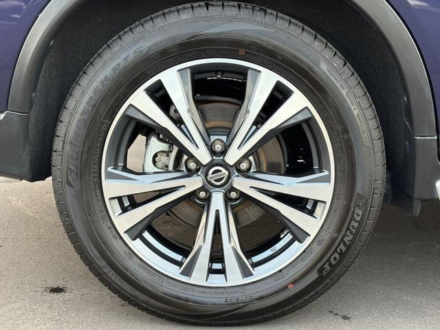 純正アルミホイール２２５／６０Ｒ１８