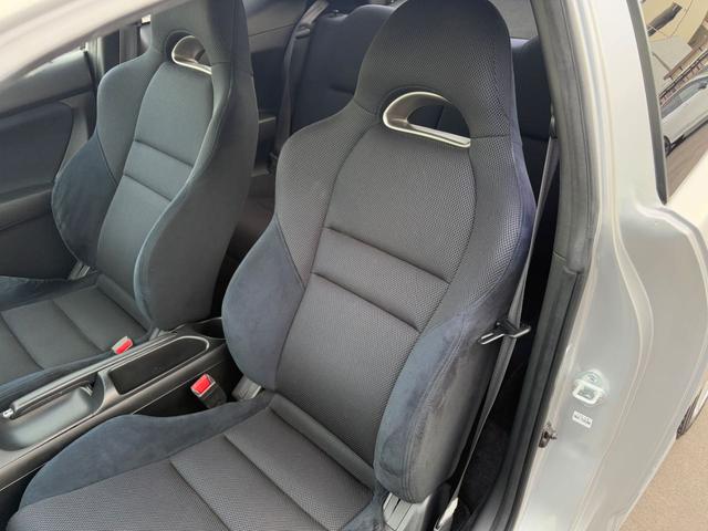 インテグラ タイプS K20A型iーVTEC DC5最終型 カロッツェリアナビ(Bluetooth対応) バックモニター ETC ドライブレコーダー TypeS純正アルミ A/T(マニュアルモード付) HID オートA/C(37枚目)
