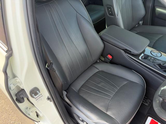 運転席シート２