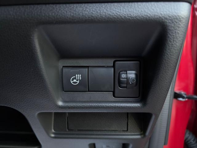 スペーシアカスタム ハイブリッドＸＳターボ　純正ナビゲーション（Ｂｌｕｅｔｏｏｔｈ対応）　全方位モニター　両側オートスライドドア　シートヒーター＆ハンドルヒーター　スズキセーフティーサポート　１５インチアルミ　ＬＥＤヘッドランプ＆ＬＥＤフォグ（37枚目）