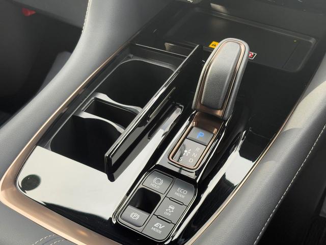 アルファードハイブリッド Ｚ　ディスプレイオーディオ（コネクテッドナビ対応ＰＩｕｓ＆Ｂｌｕｅｔｏｏｔｈ対応）　全方位モニター　ＥＴＣ２．０　両側オートスライドドア　パワーバックドア　アダプティブクルーズコントロール（30枚目）