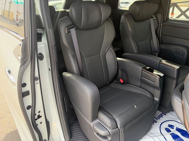 アルファードハイブリッド Ｚ　ディスプレイオーディオ（コネクテッドナビ対応ＰＩｕｓ＆Ｂｌｕｅｔｏｏｔｈ対応）　全方位モニター　ＥＴＣ２．０　両側オートスライドドア　パワーバックドア　アダプティブクルーズコントロール（56枚目）