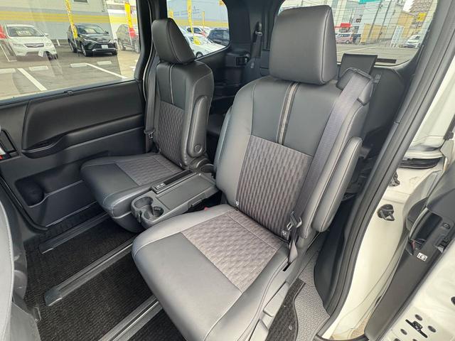 �Z�J���h�V�[�g�R