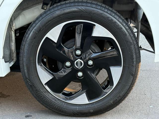 ルークス ハイウェイスター　Ｘ　純正ナビゲーション（ＭＭ３２１Ｄ－Ｌ　Ｂｌｕｅｔｏｏｔｈ対応＆ＣＤ＆ＤＶＤ対応）　全方位モニター　ハンズフリー両側オートスライドドア　ＥＴＣ　ドライブレコーダー　シートヒーター　ヘルプネットスイッチ（13枚目）