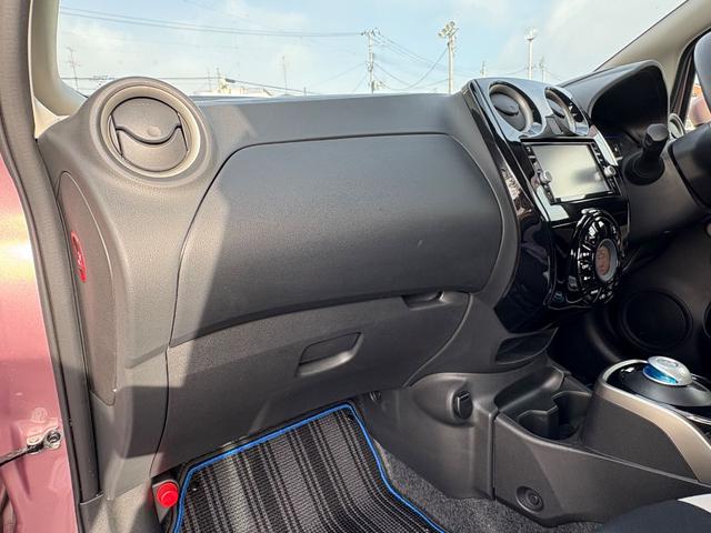 �O���[�u�{�b�N�X