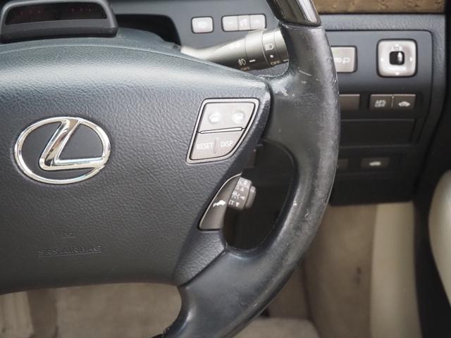 ＬＳ ＬＳ６００ｈ　バージョンＳ　車検令和９年４月　４ＷＤ　ＨＤＤナビ　バックカメラ　マクレビ　クルーズコントロール　プッシュスタート　スマートキー　パワーシート　エアシート　サンルーフ　ウッドコンビハン（47枚目）