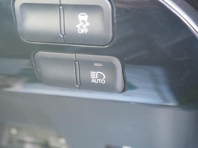 プリウス Ｓ　１年保証　車検令和８年１１月　ナビ　テレビ　Ｂｌｕｅｔｏｏｔｈ音楽　衝突軽減ブレーキ　クルーズコントロール　スマートキー　プッシュスタート　オートマチックハイビーム　ＬＥＤヘッドライト　ＥＴＣ（32枚目）