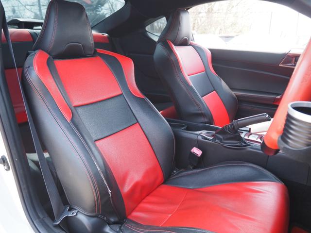 ８６ ＧＴ　１年保証　車検令和９年４月　ナビ　テレビ　バックカメラ　プッシュスタート（18枚目）
