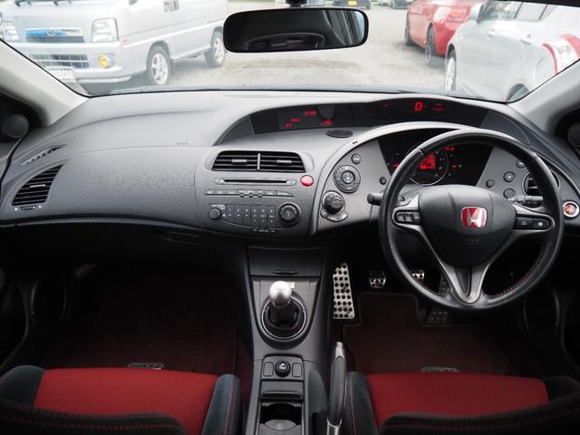 シビック タイプＲ　ユーロ　１年保証　車検令和９年５月　ＶＴＥＣ　６ＭＴ（13枚目）