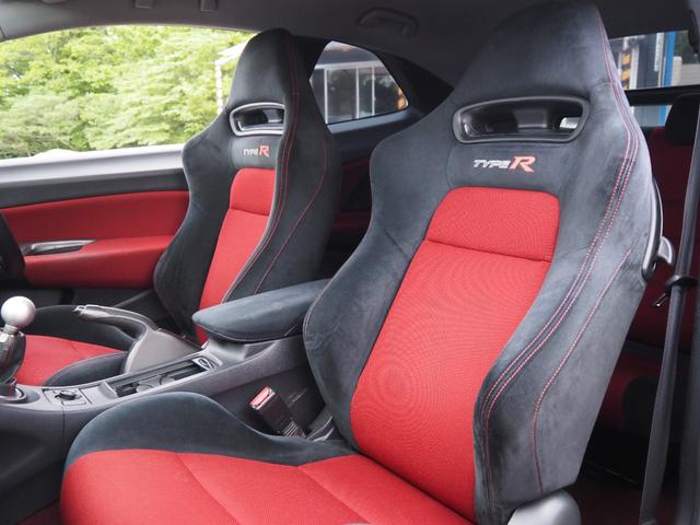 シビック タイプＲ　ユーロ　１年保証　車検令和９年５月　ＶＴＥＣ　６ＭＴ（15枚目）