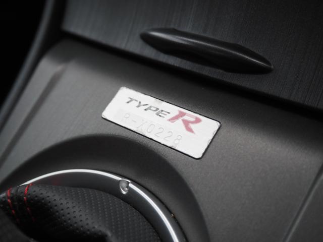 シビック タイプＲ　ユーロ　１年保証　車検令和９年５月　ＶＴＥＣ　６ＭＴ（27枚目）