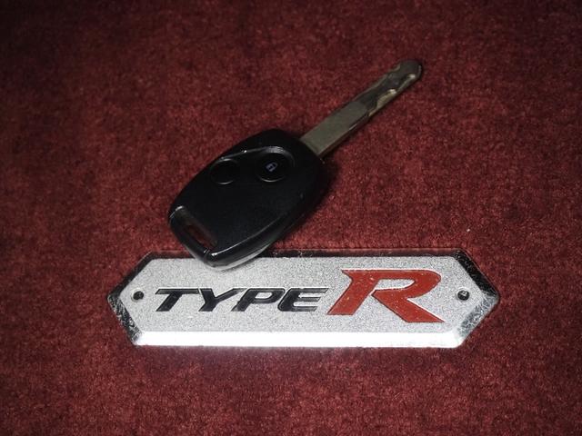 シビック タイプＲ　ユーロ　１年保証　車検令和９年５月　ＶＴＥＣ　６ＭＴ（31枚目）