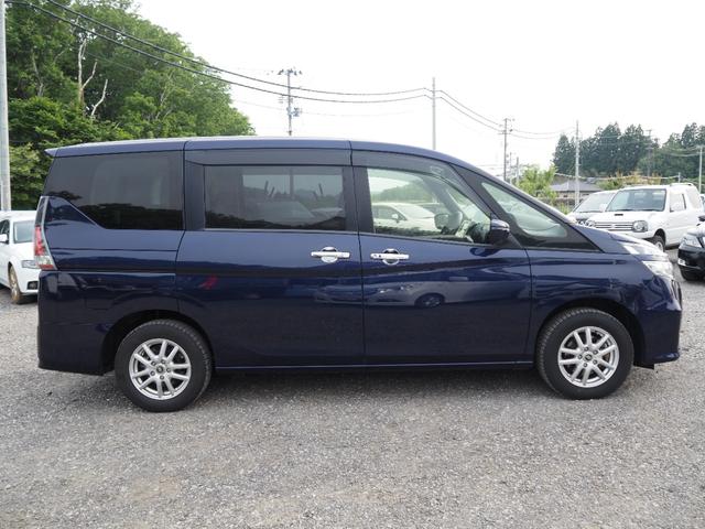 セレナ Ｘ　Ｖセレクション　１年保証　車検令和８年２月　４ＷＤ　両側パワスラ　ナビ　テレビ　ＥＴＣ　アラウンドビューモニター　クルーズコントロール　衝突軽減ブレーキ　前後ドラレコ　パーキングアシスト（4枚目）