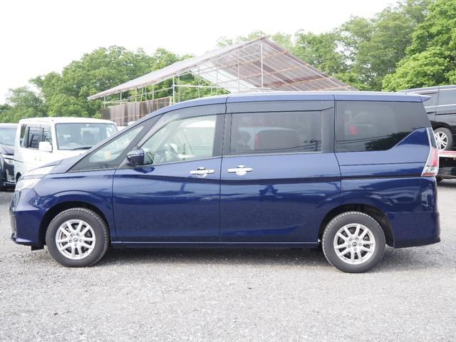 セレナ Ｘ　Ｖセレクション　１年保証　車検令和８年２月　４ＷＤ　両側パワスラ　ナビ　テレビ　ＥＴＣ　アラウンドビューモニター　クルーズコントロール　衝突軽減ブレーキ　前後ドラレコ　パーキングアシスト（8枚目）