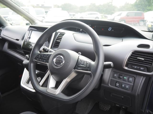 セレナ Ｘ　Ｖセレクション　１年保証　車検令和８年２月　４ＷＤ　両側パワスラ　ナビ　テレビ　ＥＴＣ　アラウンドビューモニター　クルーズコントロール　衝突軽減ブレーキ　前後ドラレコ　パーキングアシスト（17枚目）