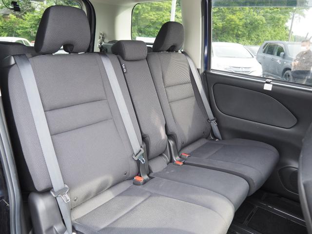 セレナ Ｘ　Ｖセレクション　１年保証　車検令和８年２月　４ＷＤ　両側パワスラ　ナビ　テレビ　ＥＴＣ　アラウンドビューモニター　クルーズコントロール　衝突軽減ブレーキ　前後ドラレコ　パーキングアシスト（21枚目）