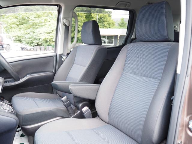ノア Ｘ　車検Ｒ９年９月　１年保証　４ＷＤ　ナビ　ＴＶ　バックカメラ　ＥＴＣ　左側パワスラ（18枚目）