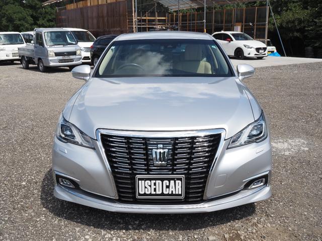 クラウン ロイヤルサルーンＧ　車検Ｒ８年５月　１年保証　ナビ　ＴＶ　バックカメラ　パワーシート　本革シート　クリアランスソナー（10枚目）