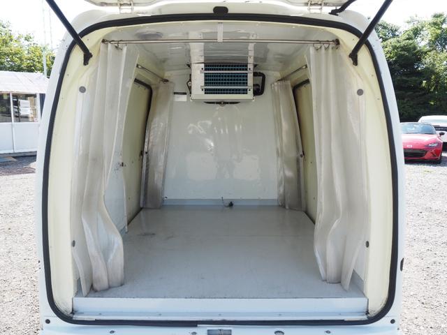 ハイゼットカーゴ 　車検Ｒ９年９月　冷蔵冷凍車　設定温度－７℃〜３５　４ＷＤ（6枚目）